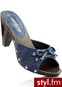Bonprix Klapki niebieski dżins 968805_19418 - Klapki Buty Moda