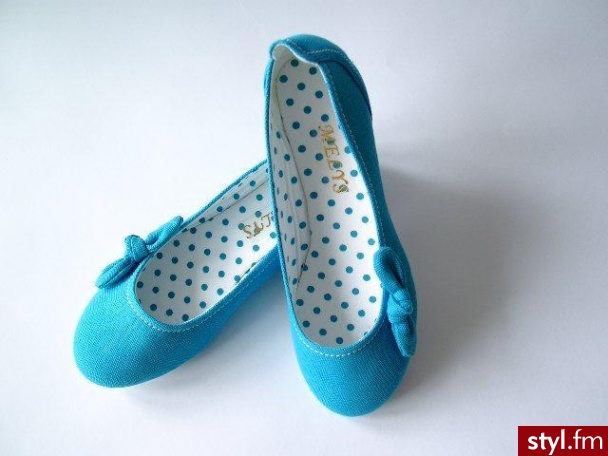 Pozostałe Buty Moda
