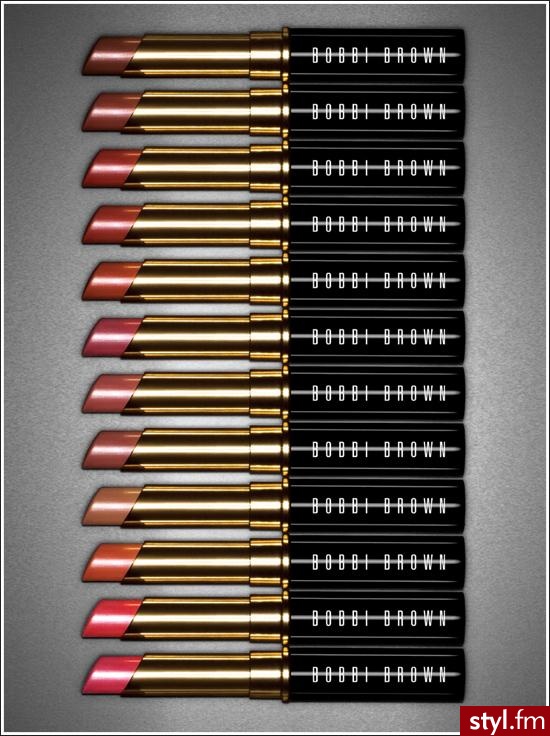 Koloryzujące balsamy do ust od Bobbi Brown. Koloryzujące balsamy do ust od Bobbi Brown. 
Cena
to 22$. Kosmetyki Bobbi Brown są w Polsce dostępne w wybranych perfumeriach sieci Douglas. - Misz-masz