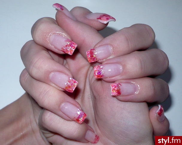 paznokcie landrynkowe. źródło: http://nailsofdreams.blog.onet.pl/ - Paznokcie