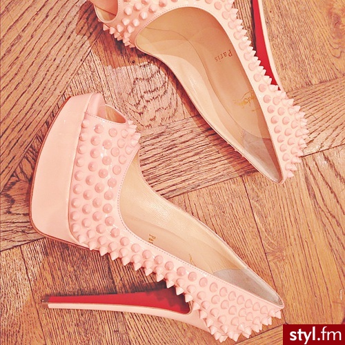 Szpilki Buty Moda