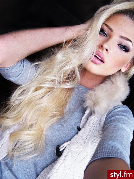 Blond Rozpuszczone Proste Na co dzień Długie Fryzury