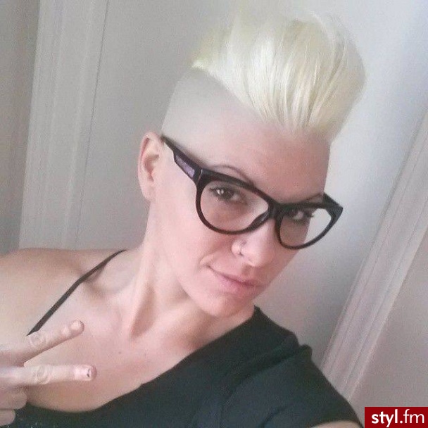 Blond Punk Rock Alternatywne Krótkie Fryzury