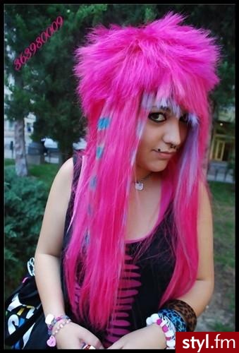 emo fryzura - EMO Alternatywne Średnie Fryzury