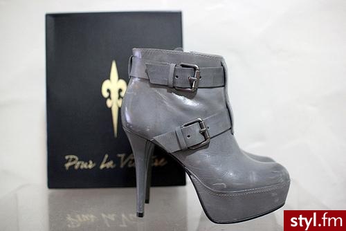 Pozostałe Buty Moda