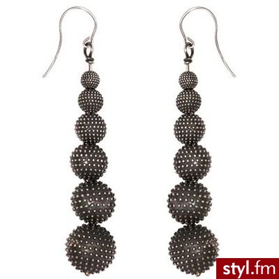 UGO CACCIATORI - DROP DOT EARRINGS - Polyvore. Pobrano ze strony: http://www.polyvore.com/ugo_cacciatori_drop_dot_earrings/thing?id=16723949 - Pozostałe Dodatki Moda