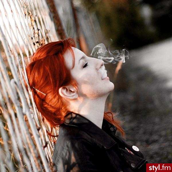 Średnie Fryzury