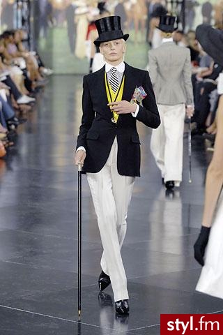 kostium. Ralph Lauren
Jeżeli już jest proszę o link - Pozostałe Ciuchy Moda