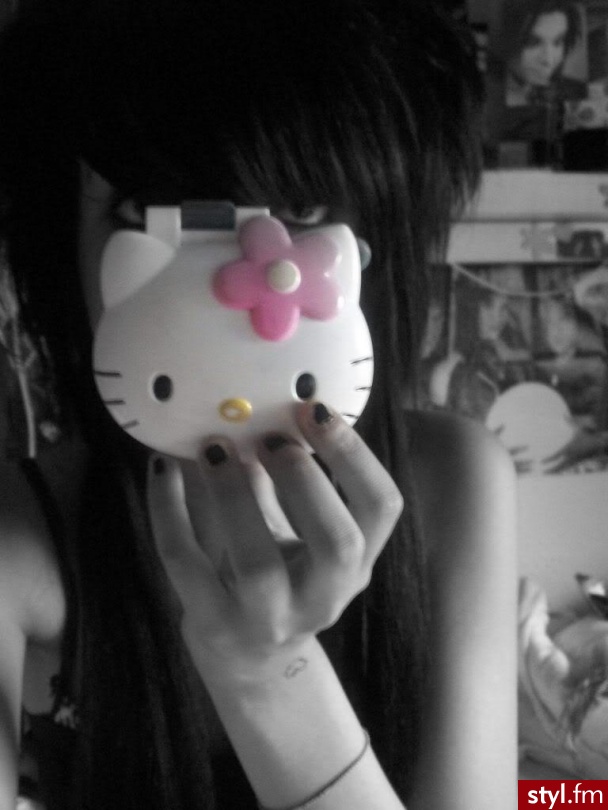 Sad kitty. XD - EMO Alternatywne Średnie Fryzury