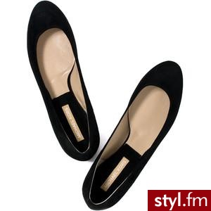 Black suede ballerina - Polyvore. Pobrano ze strony: http://www.polyvore.com/black_suede_ballerina/thing?id=16074428 - Pozostałe Buty Moda