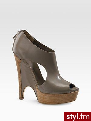 buty. Gucci
Jeżeli już jest proszę o link - Pozostałe Buty Moda