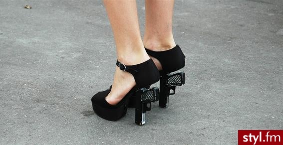 Jeżeli zdjęcie znajduje się już w galerii poproszę o link - Pozostałe Buty Moda