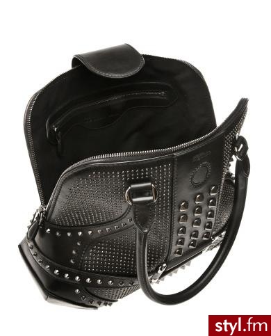 Alexander McQueen. Alexander McQueen.  Cena: 1 500 euro
, czyli około 6 000 zł
Kupisz w sklepie
Browns. - Pozostałe Torebki Moda