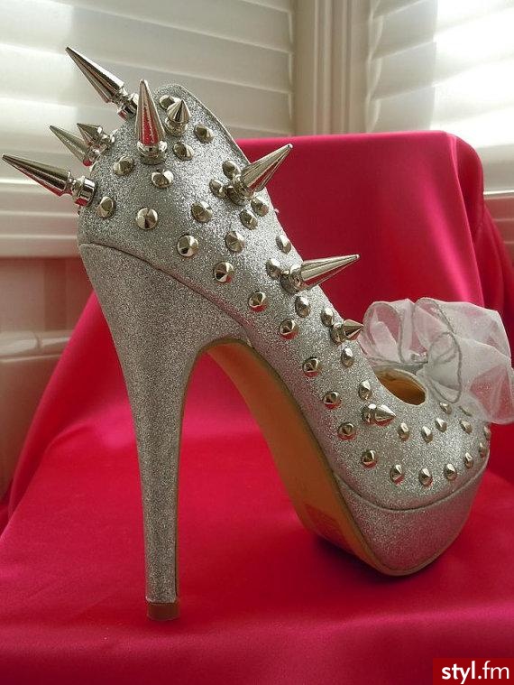 Szpilki Buty Moda