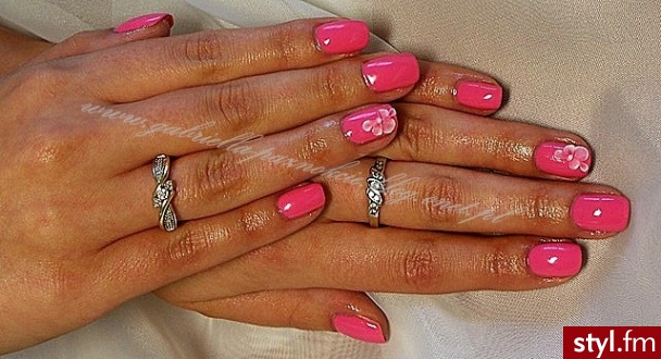 manicure hybrydowy  - Kwadratowe Zdobienia 3D Naturalne Paznokcie