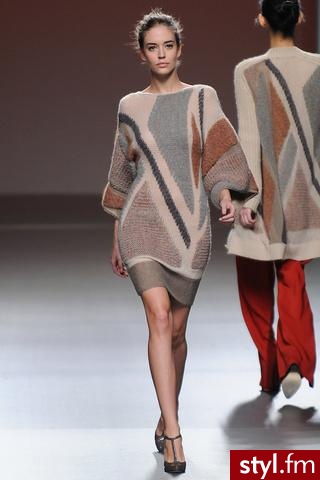 Swetry Ciuchy Moda