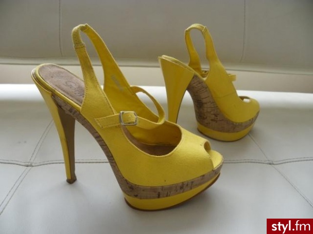Szpilki Buty Moda