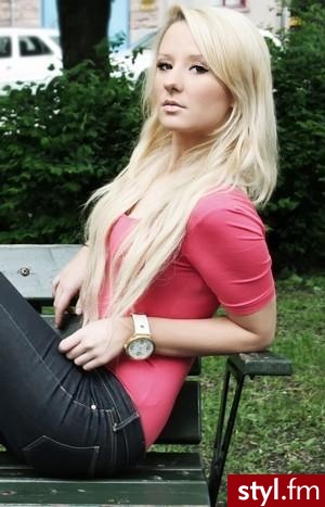 PRZED, (w trakcie) i PO. zdjęcie ze środka dla porównania jej ciała - Misz-masz