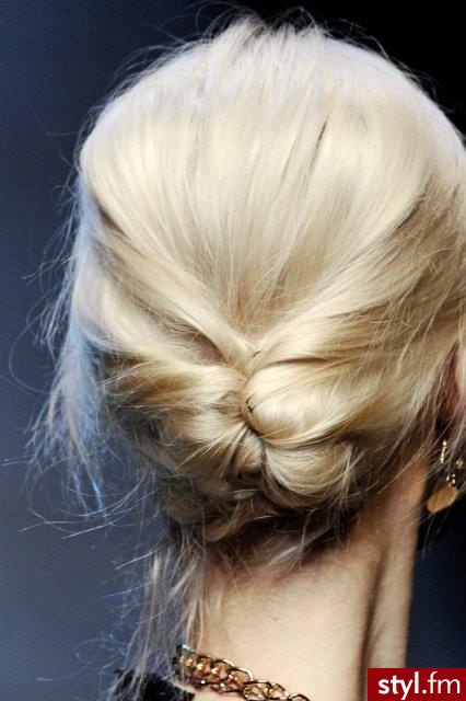 Blond Upięcie Proste Na co dzień Średnie Fryzury