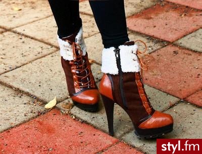Pozostałe Buty Moda