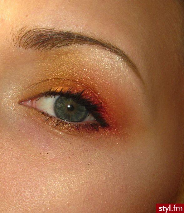 inspiracja. Lips:
MAC Brick Lip Liner
MAC Rockocco (DC)
MAC Pinkarat - Makijaże