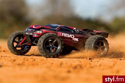 Traxxas Samochód Zdalnie Sterowany 1/16 Ep 4 Wd E-Revo Vxl - Dziecko