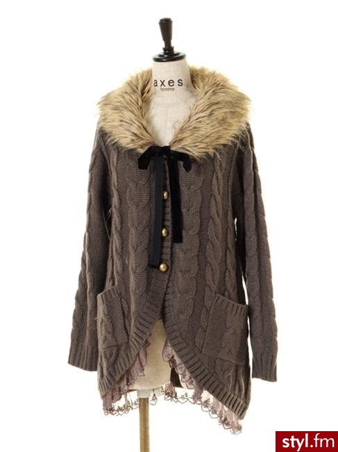 Swetry Ciuchy Moda