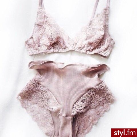 Komplety Bielizna Moda