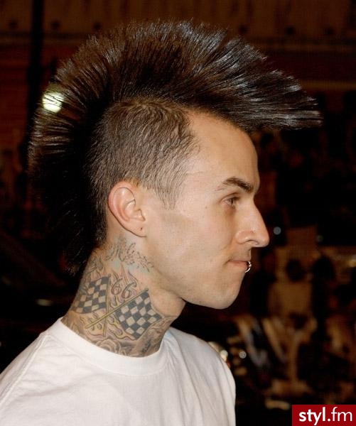 Travis Barker - Punk Rock Alternatywne Średnie Fryzury