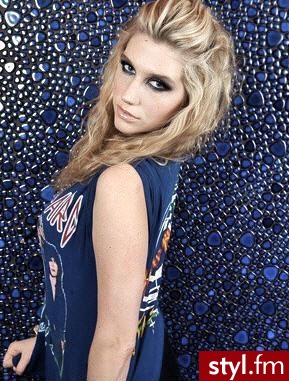 kesha - Długie Fryzury
