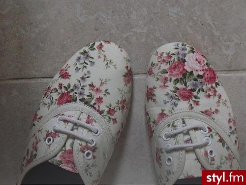 Pozostałe Buty Moda