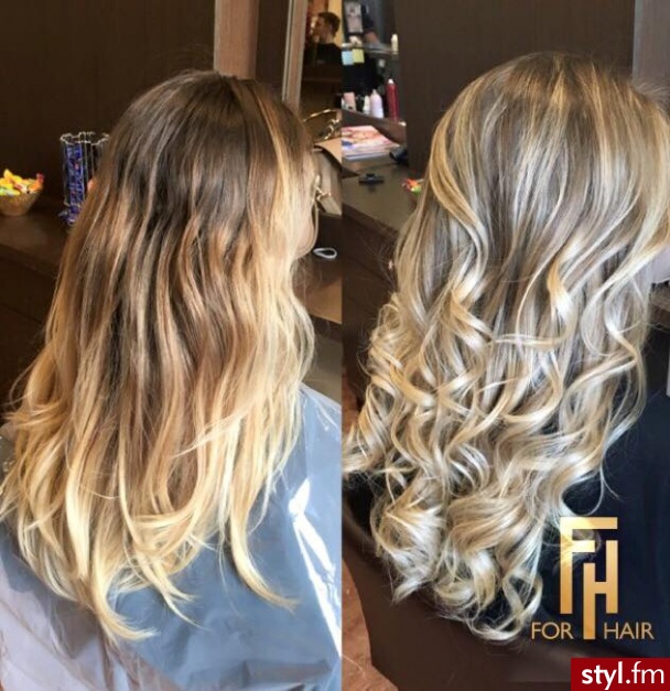 Klasyczne Sombre z Olaplex w For Hair - Rozpuszczone Kręcone Na co dzień Długie Fryzury