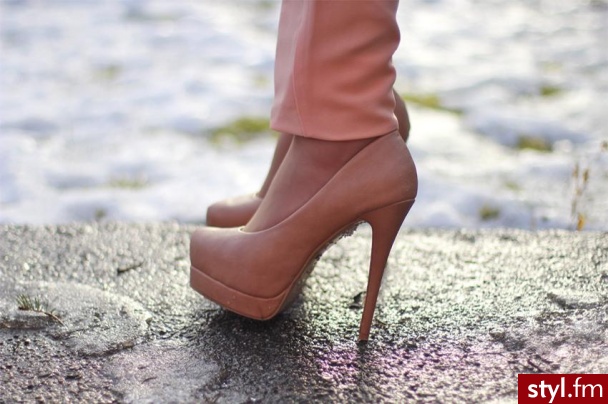 Szpilki Buty Moda