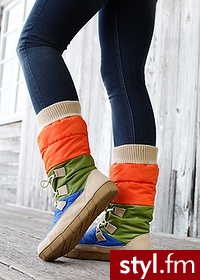 Bonprix Kozaki zimowe beżowo-niebiesko-zielony 957502_25830 - Kozaki Buty Moda