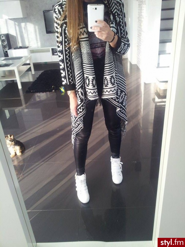 Swetry Ciuchy Moda