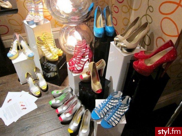 Szpilki Buty Moda