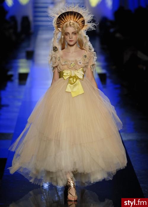 2007 - Sukienki Moda