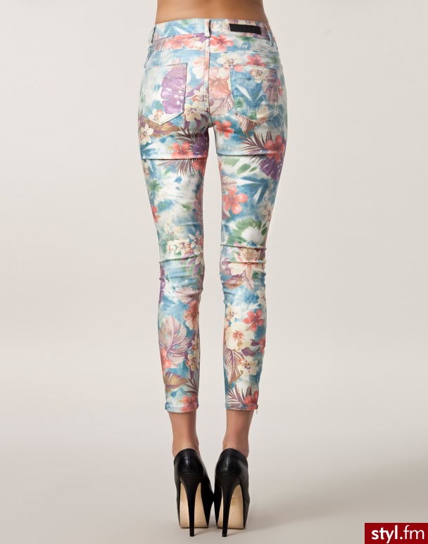 Jeansy Spodnie Moda