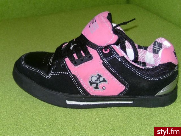 Pozostałe Buty Moda