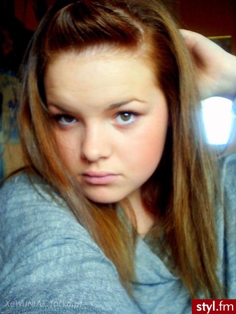 Ewcia :). Ewcia jeszcze w Rudych wloskach :)) - Długie Fryzury