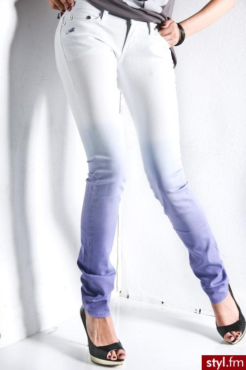 Cieniowane Jeansy. akdmks - 63$ - Pozostałe Ciuchy Moda