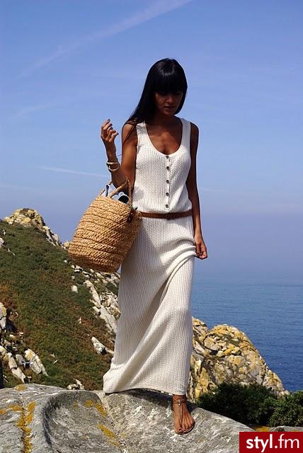 Sukienki Moda