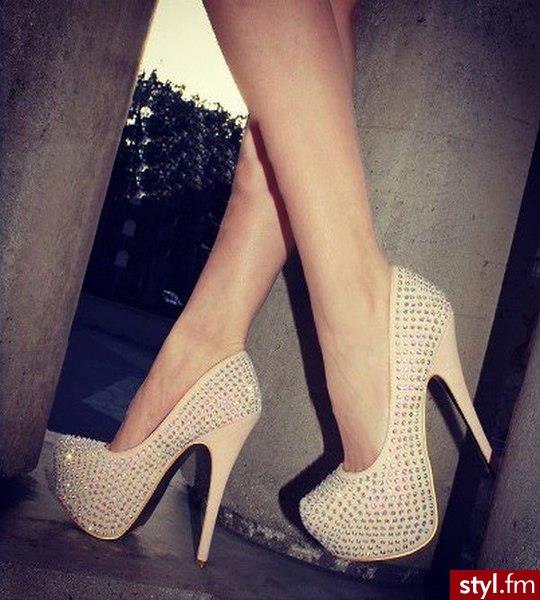 Szpilki Buty Moda