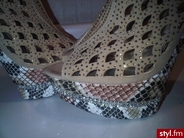 Szpilki Buty Moda