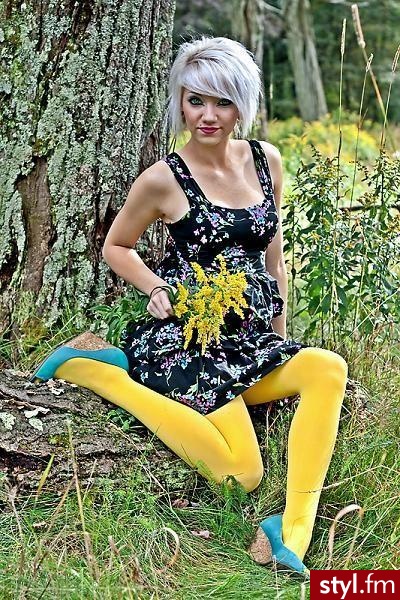 Średnie Fryzury