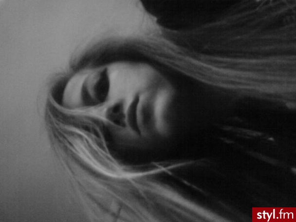 ~~~~ ;) ~~~~ - EMO Alternatywne Średnie Fryzury