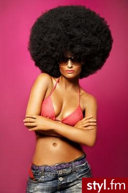 afro - Kręcone Na co dzień Średnie Fryzury