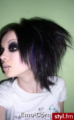EMO Alternatywne Średnie Fryzury
