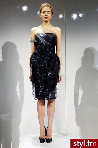 sukienka. Marchesa
Jeżeli już jest proszę o link - Pozostałe Ciuchy Moda