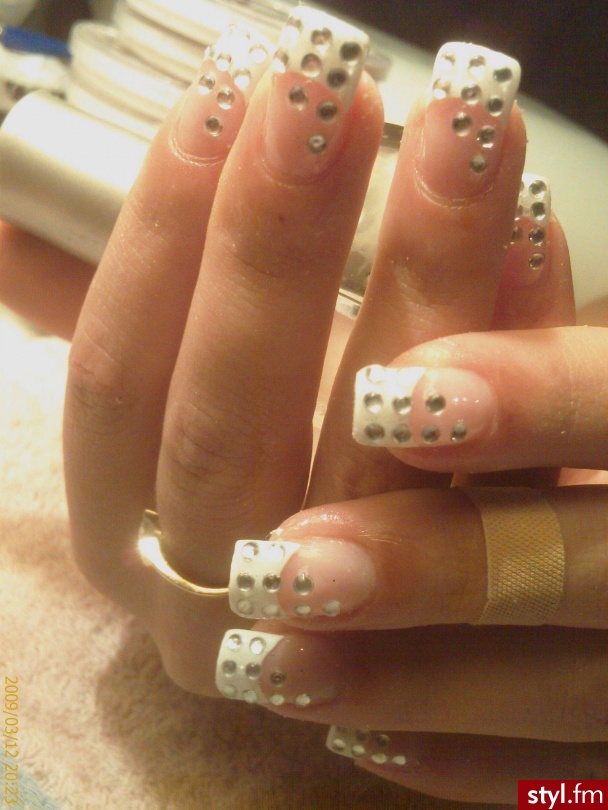 ;]. ;] - Paznokcie